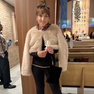 Meet your Posher, Korone